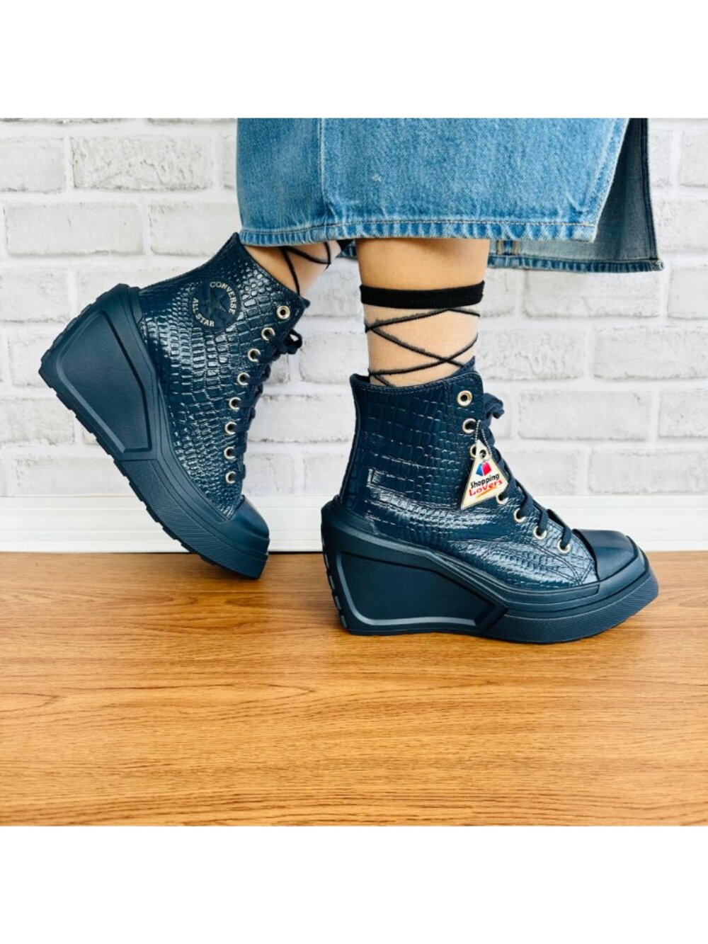 ⭐Chuck 70 De Luxe Wedge Platform Leather Sneakers Sz 6 Womens Shoes Blue A10037C - Picture 2 of 12